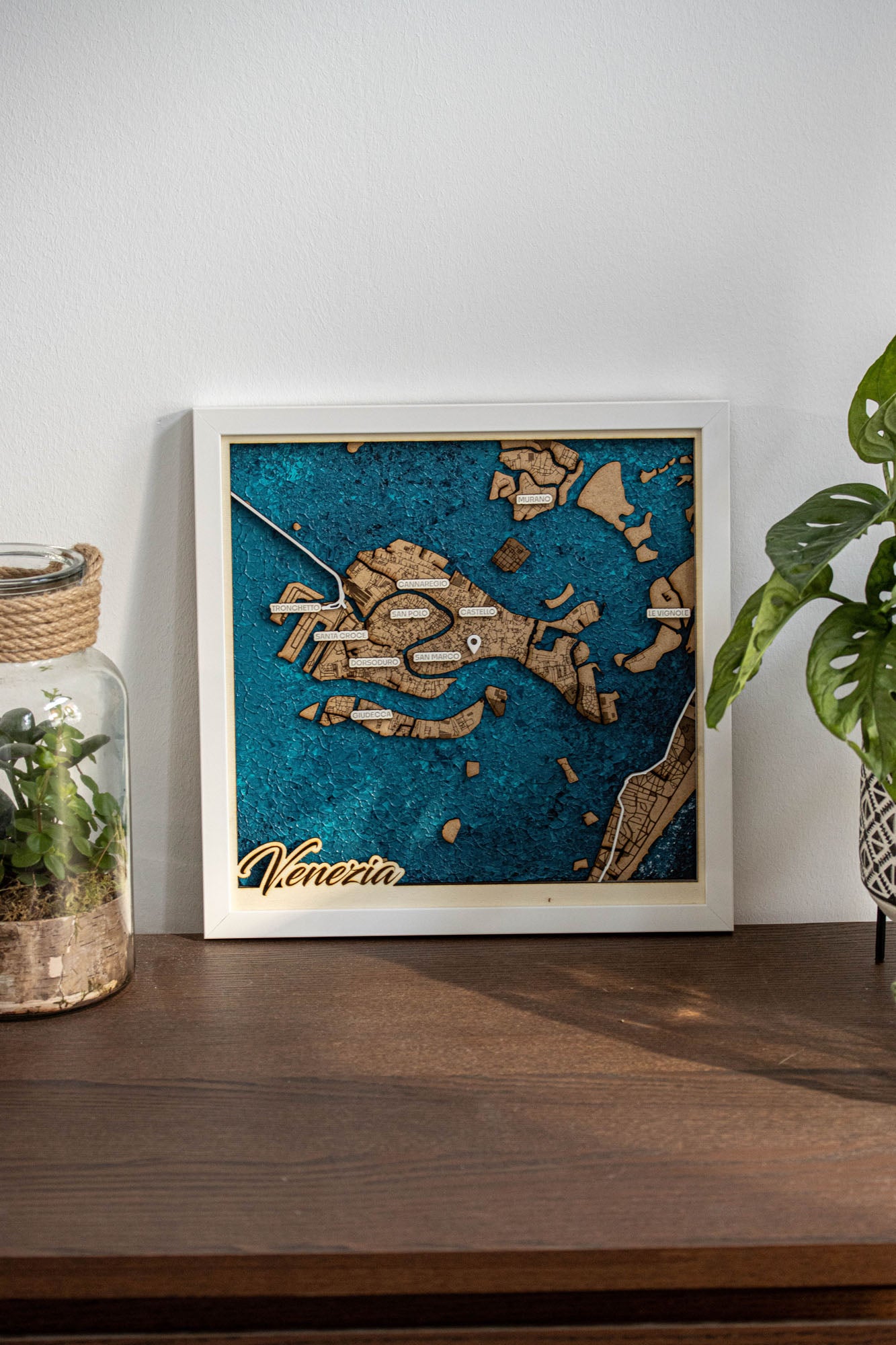 Venedig - Individuelle Laser Cut Map mit handgemaltem Wasser