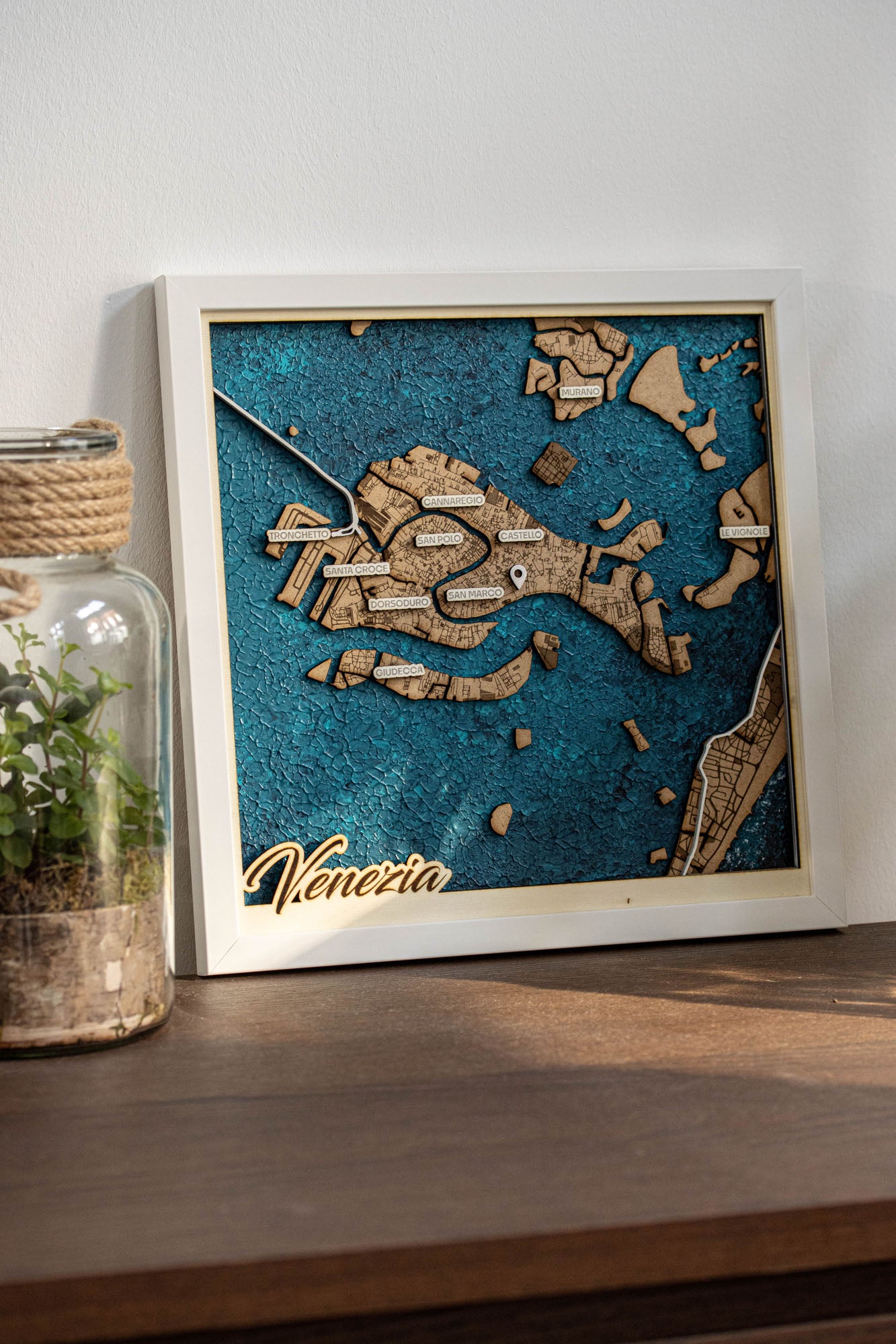 Venedig - Individuelle Laser Cut Map mit handgemaltem Wasser