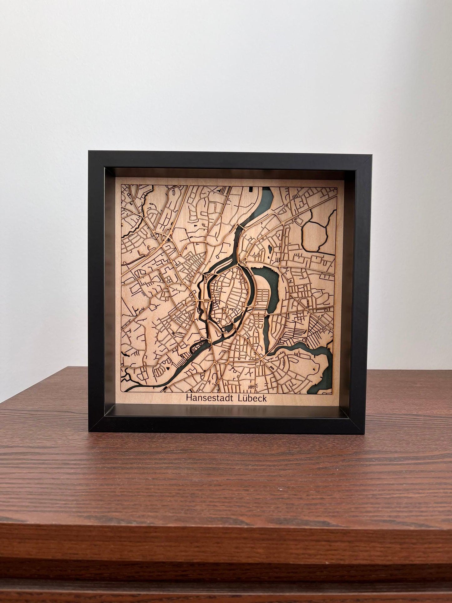 Vintage View - Individuelle Laser Cut Map aus Sperrholz