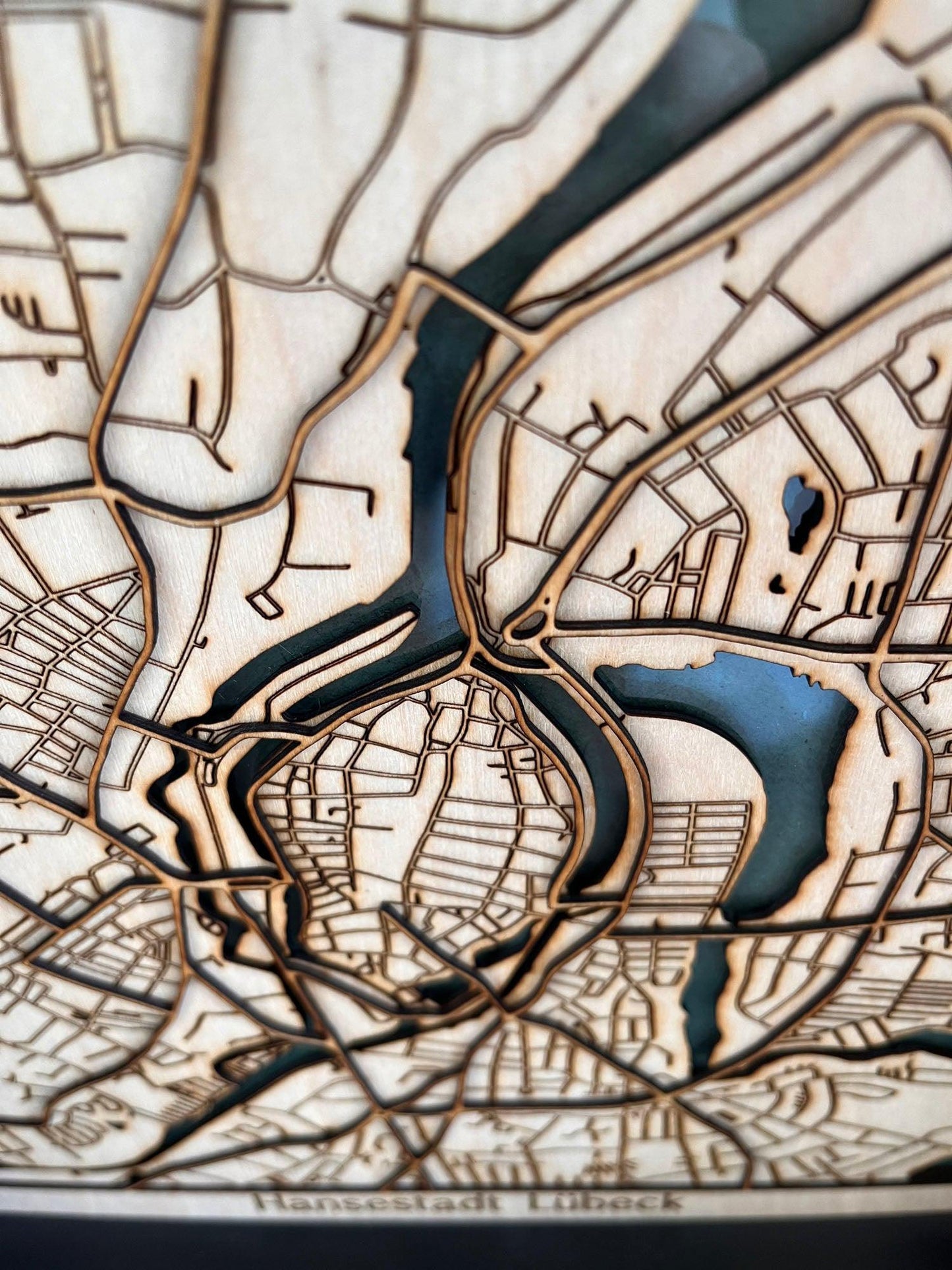 Vintage View - Individuelle Laser Cut Map aus Sperrholz