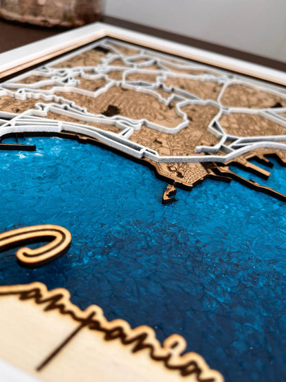 Blue Water Bliss - Individuelle Laser Cut Map mit handgemaltem Wasser