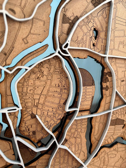 Clear View - Individuelle Laser Cut Map mit durchsichtigem Wasser aus Plexiglas